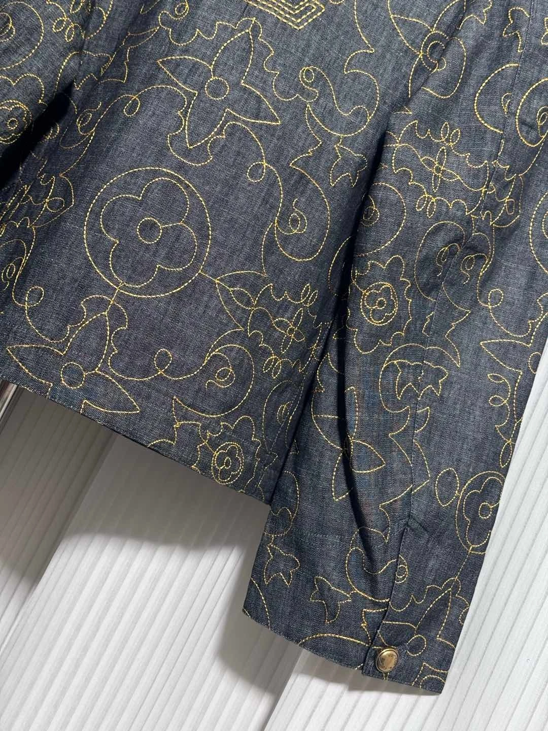 wg.luxury- 8V embroidery oversized item:E-F405A0527